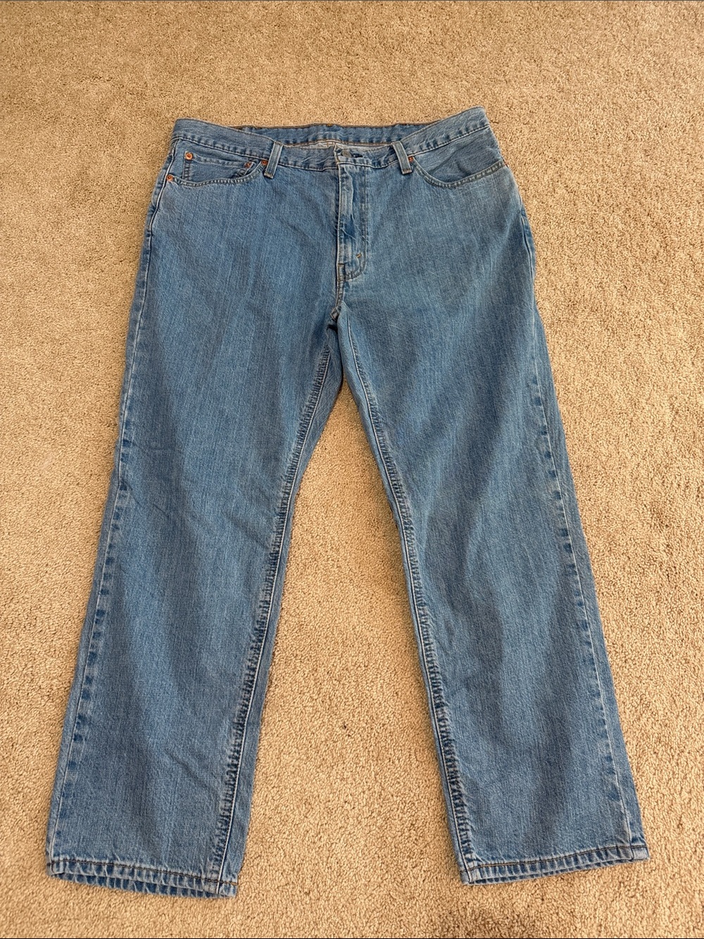 Levi's Men's Light Blue Relaxed Fit Denim Jeans